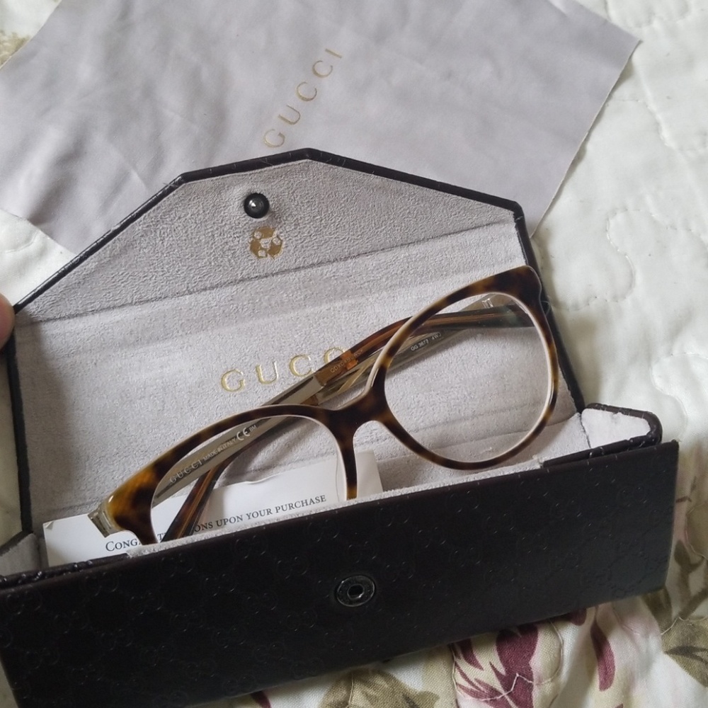 Gucci glasses